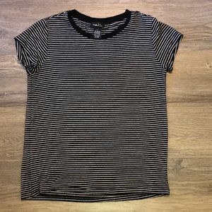 2/$15 Rue 21 Tee